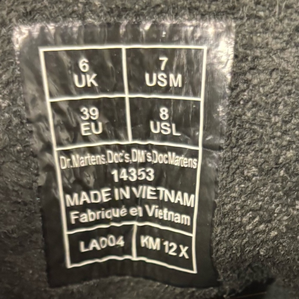 Doc Martens - Picture 3 of 7